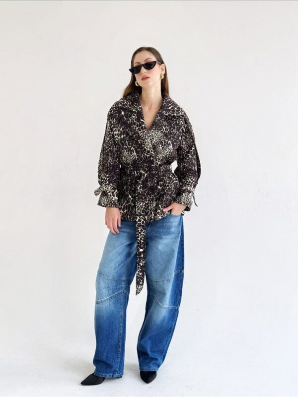 Leopard double breasted blazer - Image 3