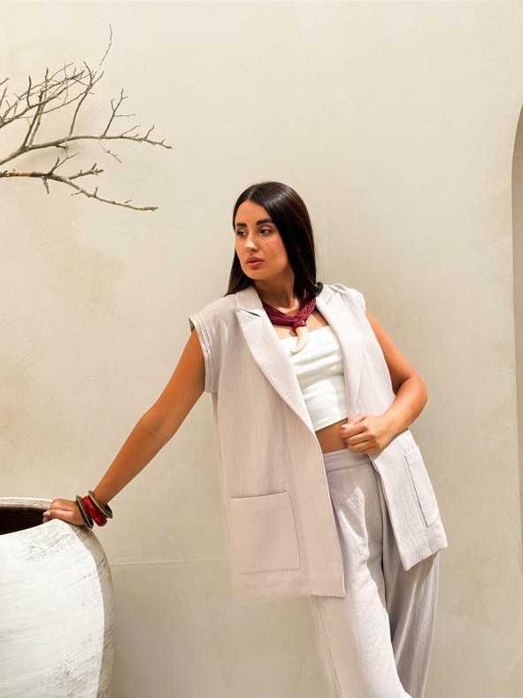 Greige linen set - Image 2