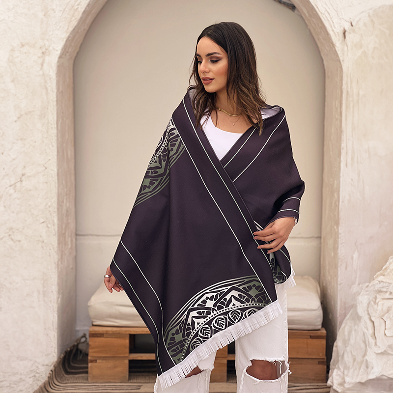 "Pattern Shawl" - Image 2