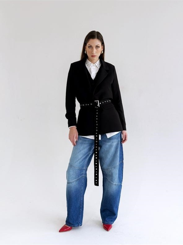 Black blazer With Studded belt - Image 3