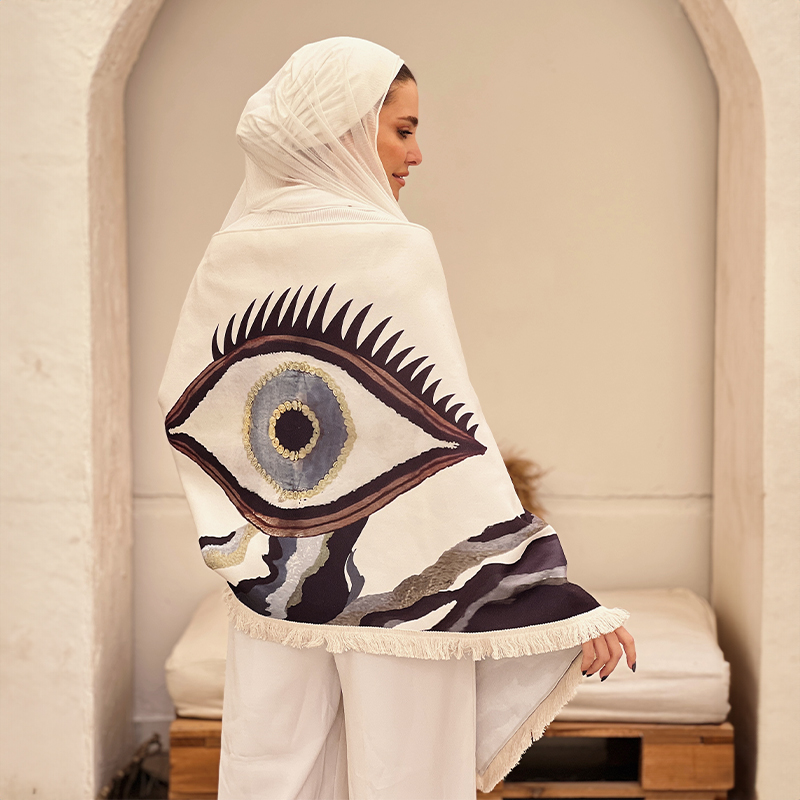 "Eye Design Shawl"