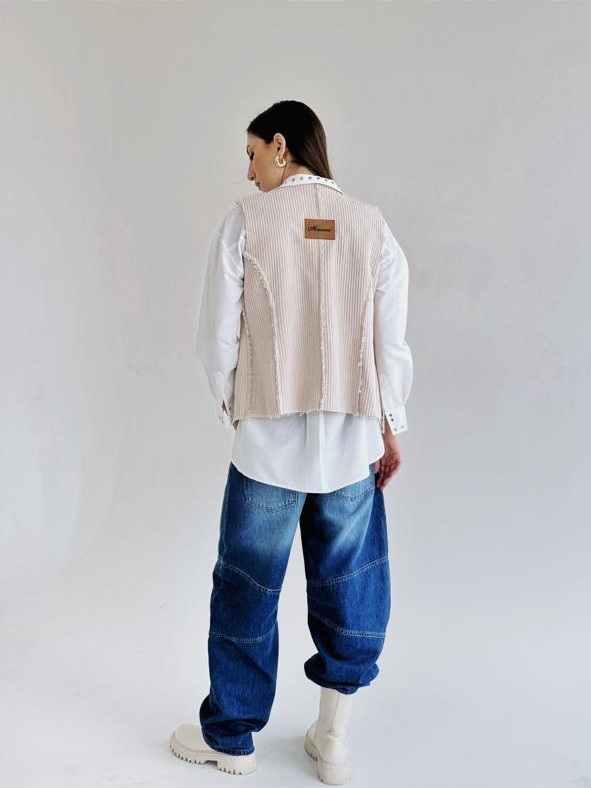 Velvet Vest | Beige - Image 4